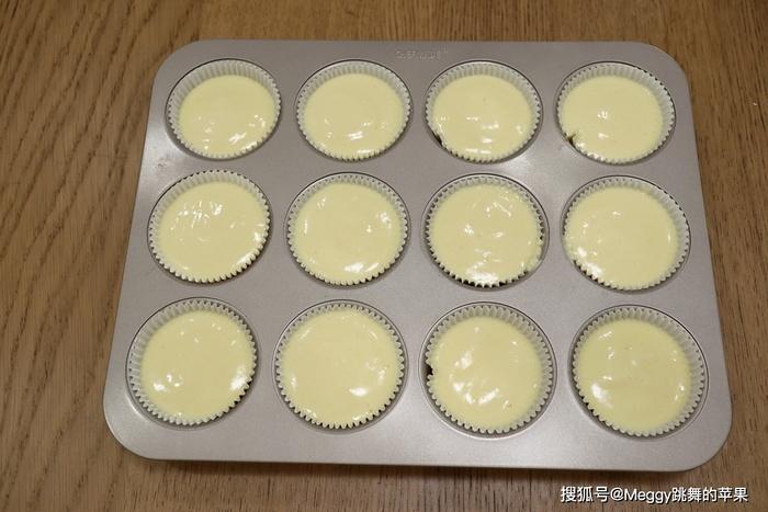 Hé lộ công thức làm món bánh cupcake sữa chua thơm mềm ngọt ngào đang 'sốt xình xịch' trên MXH