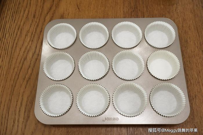 Hé lộ công thức làm món bánh cupcake sữa chua thơm mềm ngọt ngào đang 'sốt xình xịch' trên MXH