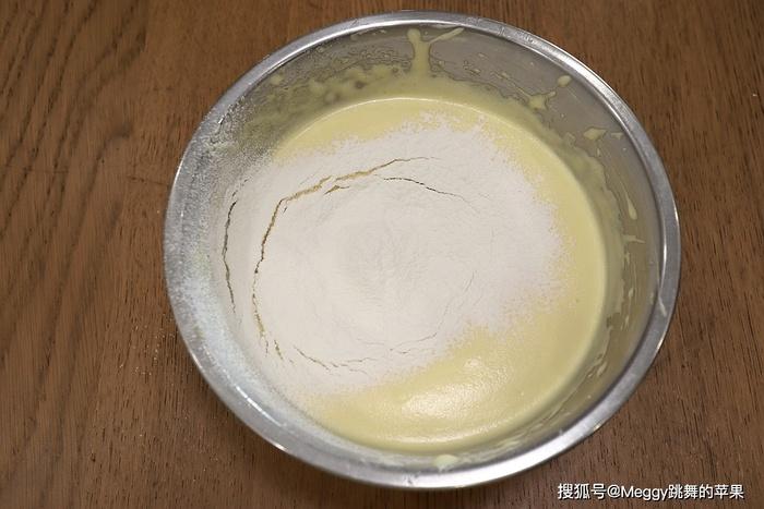 Hé lộ công thức làm món bánh cupcake sữa chua thơm mềm ngọt ngào đang 'sốt xình xịch' trên MXH