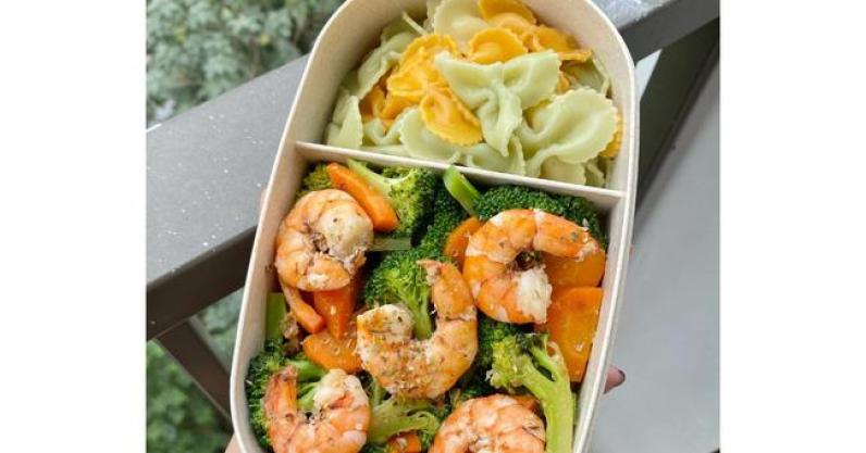 Học 9x xinh đẹp ăn Eat Clean vừa giảm cân lại khỏe người, quan trọng là chế biến siêu dễ, vụng mấy cũng làm theo được