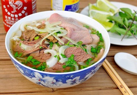 hoc cach lam 3 mon pho ngon mien che cho bua sang Học cách làm 3 món phở ngon miễn chê cho bữa sáng