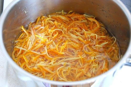Học cách làm mứt vỏ quýt thơm ngon đón Tết