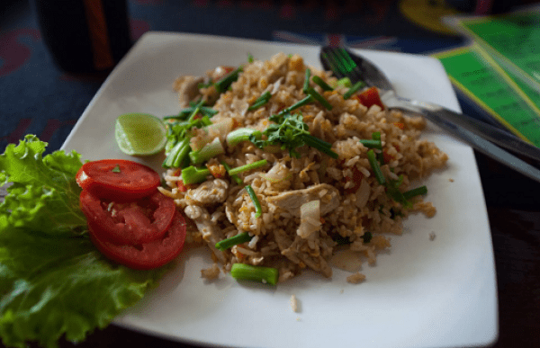 'Hồi sinh' cơm nguội thành 6 món cơm chiên kiểu Thái đơn giản chỉ trong 5 phút, cả nhà 'chén sạch bay' không ai bỏ phí một hạt