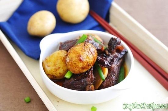 Hướng dẫn làm món sườn om khoai tây