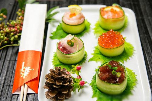 Hướng dẫn làm món sushi cuộn dưa chuột