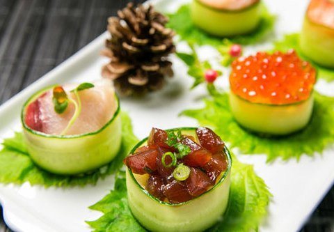 huong dan lam mon sushi cuon dua chuot Hướng dẫn làm món sushi cuộn dưa chuột