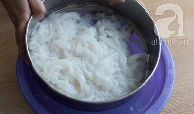 Hướng dẫn tự làm bún tươi cực đơn giản