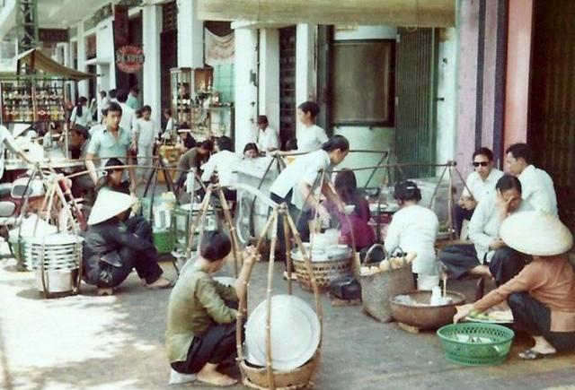 Khám phá Sài Gòn trước 1975 qua văn hóa ẩm thực đường phố