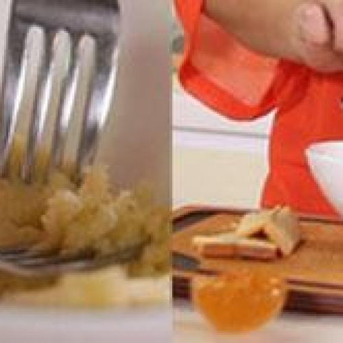 Khéo tay làm bánh dẻo hoa quả đãi cả nhà mùa Trung thu