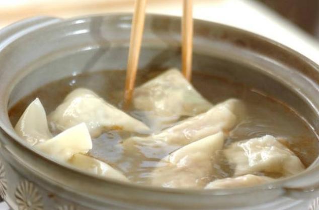 Không ngừng xuýt xoa với vị ngon không tưởng của lẩu há cảo
