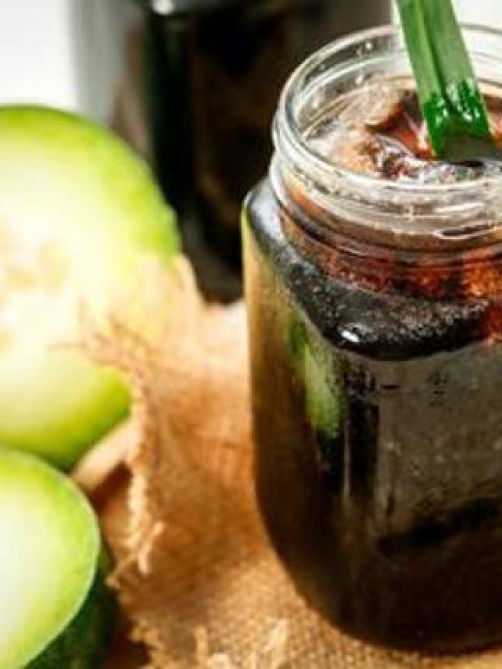 Kỳ Hân làm món này chờ chồng về, bạn bè trêu bảo sao Mạc Hồng Quân ghi bàn ầm ầm