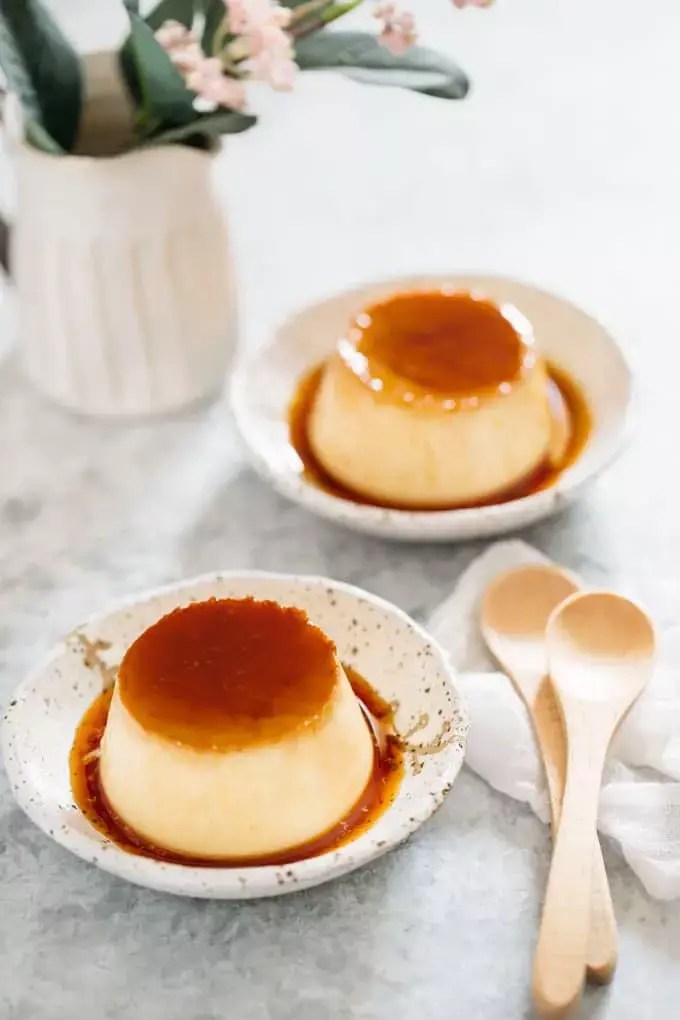 Làm bánh flan mà không cần hấp cũng không cần nướng - dễ dàng đến bất ngờ!