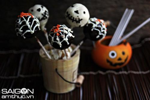 Làm cake pops ấn tượng cho ngày Halloween