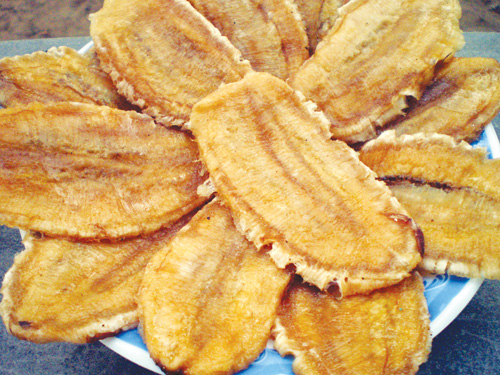 Làm mứt chuối khô ngon đón Tết