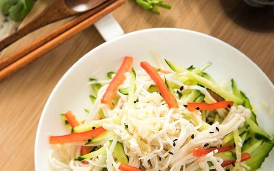 Làm salad nấm cực nhanh mà ăn lại ngon và quá chuẩn để giảm cân