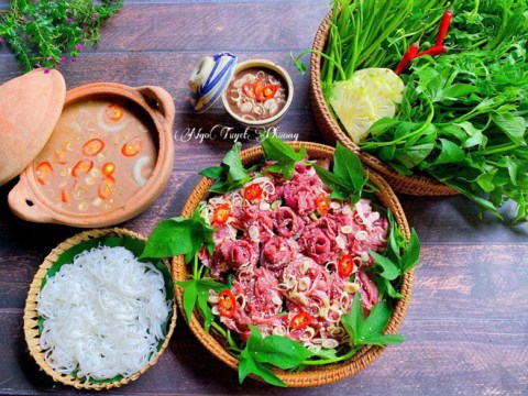 lau bo mam ruoc Lẩu bò mắm ruốc