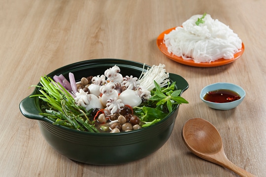 Lẩu mực nấm