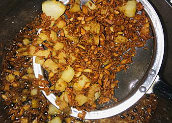 Lòng gà trứng non cháy tỏi