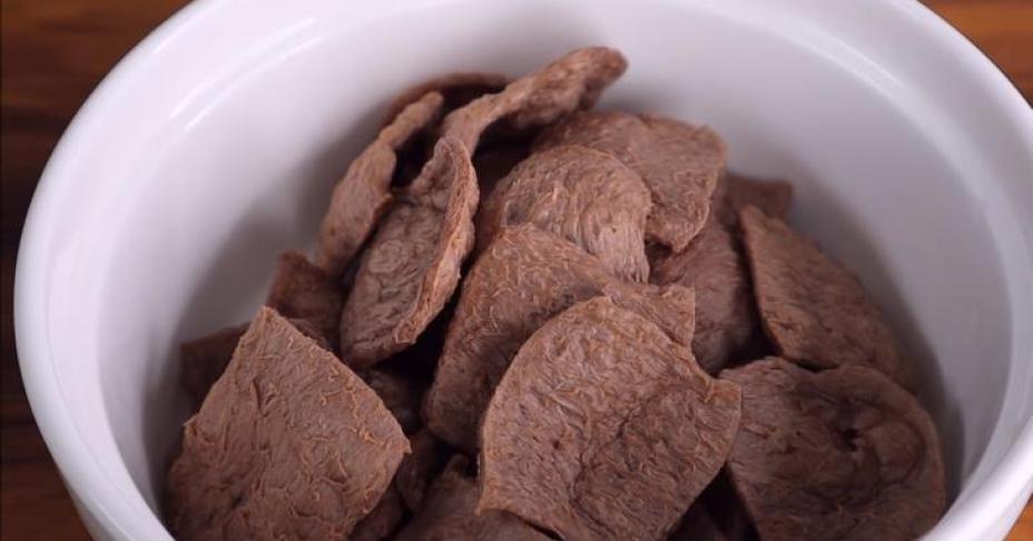 Mai là ngày mùng 1 của tháng mới và đây là cách thao tác nấu món phở chay giúp chị em có bữa sáng thanh tịnh mà vẫn ngon nức nở