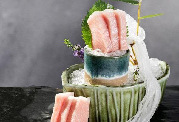 Mãn nhãn khi xem mổ cá ngừ vây xanh đại dương trên 100kg tại Wabi Premium