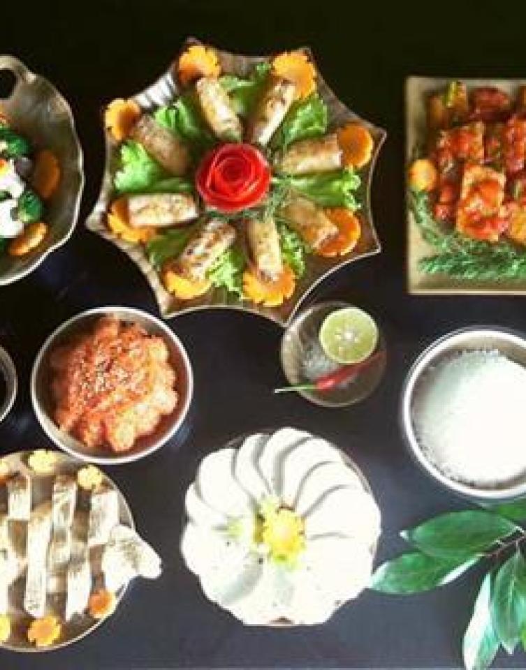 Mẹ đảm U40 gợi ý mâm cỗ chay cúng Rằm tháng 7 với 9 món hấp dẫn