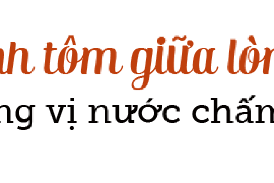 Mẹ Hà Nội tay trắng bán bánh tôm chỉ chục m2 nuôi cả gia đình 4 người