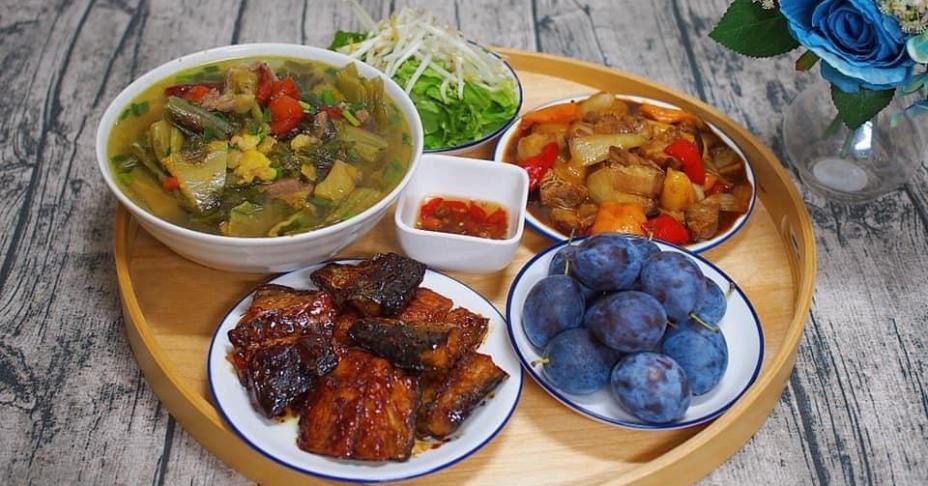 Mẹ Việt ở Nhật chia sẻ mâm cơm nhà tươm tất ngon lành khiến cộng đồng mạng khen ngợi hết lời