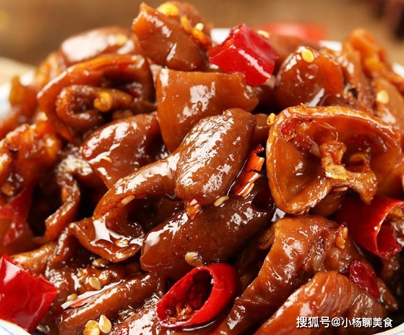 Mẹo sơ chế đánh bay mùi hôi của ruột già heo, làm món gì cũng ngon