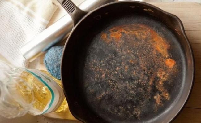 Mẹo vặt hay giúp 'đánh bay' khó khăn trong bếp, nấu ăn vui như Tết