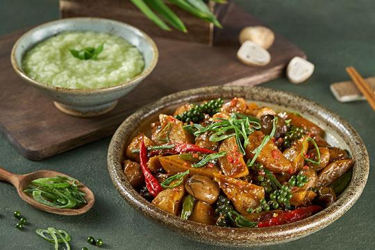 Mì căn kho nấm – Cháo lá dứa