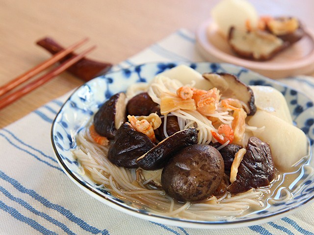Mì nấm tôm khô dễ ăn cho bữa sáng