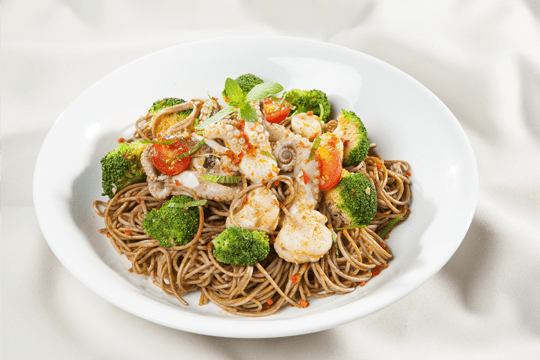 Mì Soba xào bạch tuộc