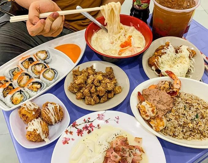 Mì udon ngập trong sốt kem ở Sài Gòn