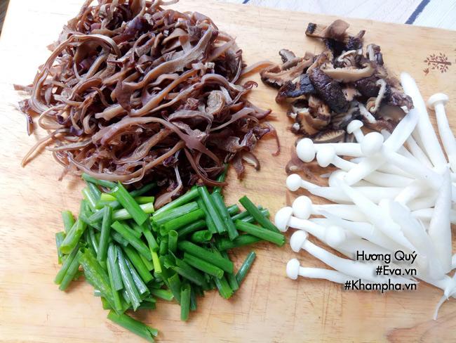Miến nấu bồ câu cả nhà ăn sáng vừa ngon vừa bổ