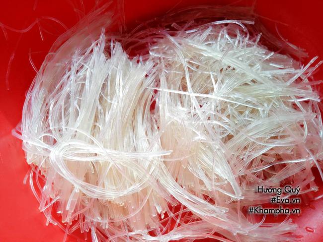 Miến nấu bồ câu cả nhà ăn sáng vừa ngon vừa bổ