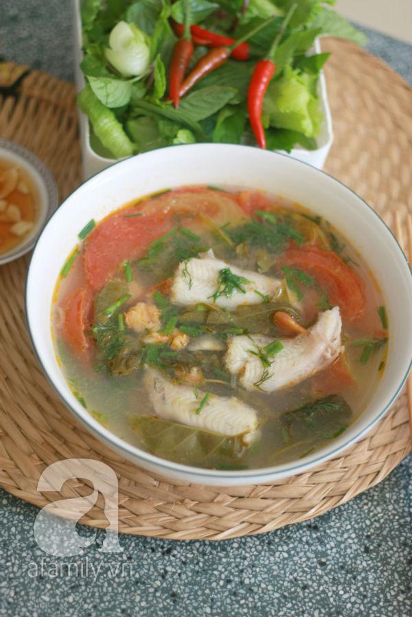 Món canh cá khoai nấu lá giang