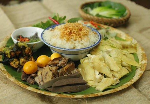 mon ga len mam hut khach ha noi Món gà lên mâm hút khách Hà Nội