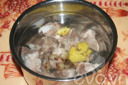 Món Lẩu cua đồng