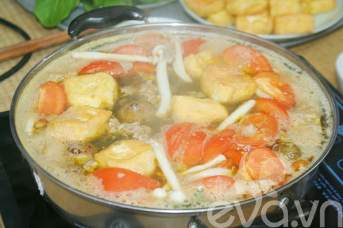 Món Lẩu cua đồng