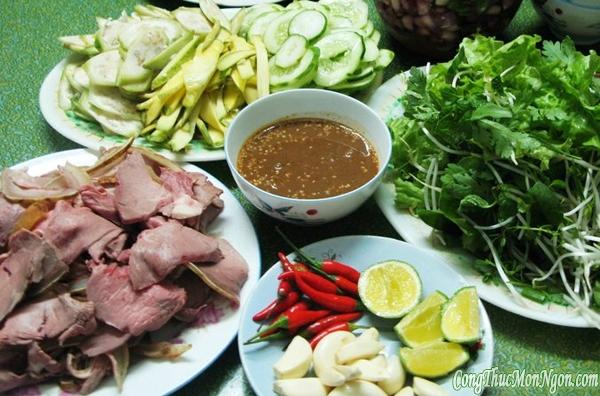 Món ngon miền Trung nghe tên là muốn ăn ngay