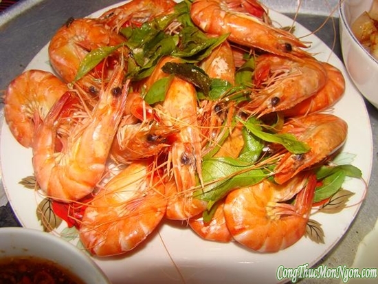 Món ngon mỗi ngày: Cách làm tôm hấp sả thơm ngon