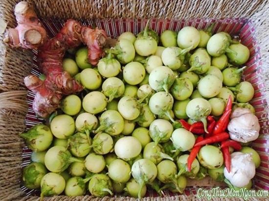 Món ngon mỗi ngày: Cách muối cà pháo giòn ngon hấp dẫn