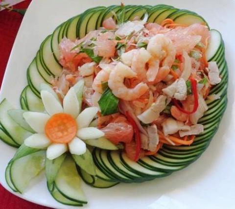 Muốn eo thon, dáng đẹp, tham khảo ngay 7 món salad tuyệt ngon này nhé!...