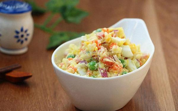 Muốn giảm cân chớ bỏ qua công thức làm 2 món salad cực ngon này!