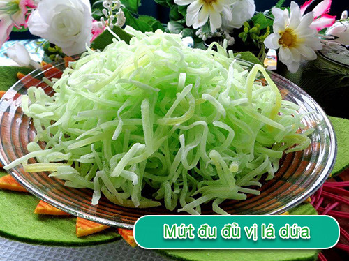 Mứt đu đủ vị lá dứa không cần nước vôi trong vẫn tuyệt ngon ngày Tết