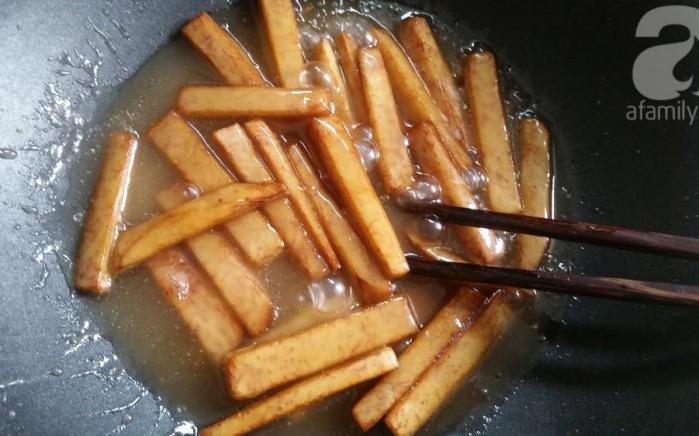 Mứt khoai môn làm kiểu này rất nhanh mà ăn lại lạ miệng