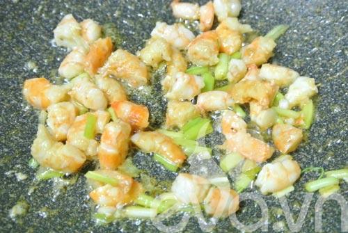 Nấm xốt dầu hào ngon ngất ngây
