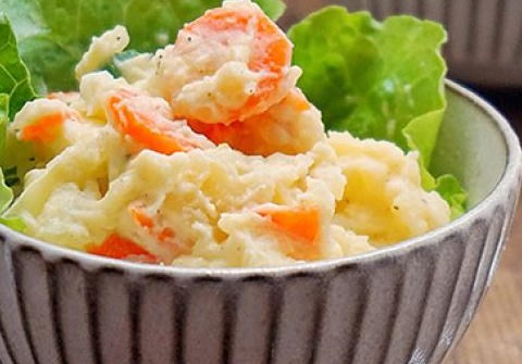 nang len lam ngay salad khoai tay vua ngon mat lai bo duong vo cung Nắng lên, làm ngay salad khoai tây vừa ngon, mát lại bổ dưỡng vô cùng