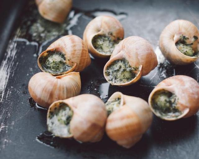 Ngất ngây cùng công thức Escargot - ốc nướng đặc trưng từ Pháp