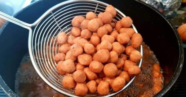 Ngày cuối cùng của năm, dạo một vòng xem các chị em đang chuẩn bị và nấu nướng những gì cho Tết này?